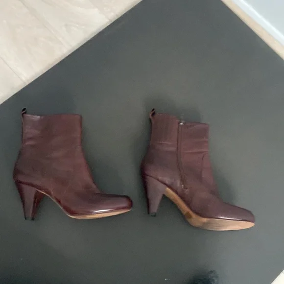 Indigo by Clarks Brown Leather Ankle Boots size 7 - Picture 4 of 8